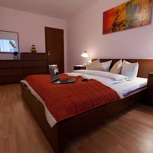 Atomis , Düsseldorf Alemania